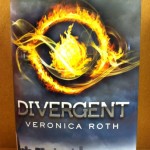 Book -- Roth -- Divergent